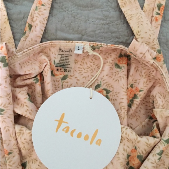 Tacoola Bellina one piece large BNWT - Picture 3 of 4